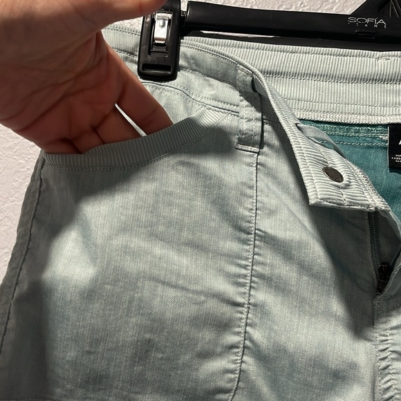 Kuhl Women's Mint Green Shorts - Picture 7 of 10
